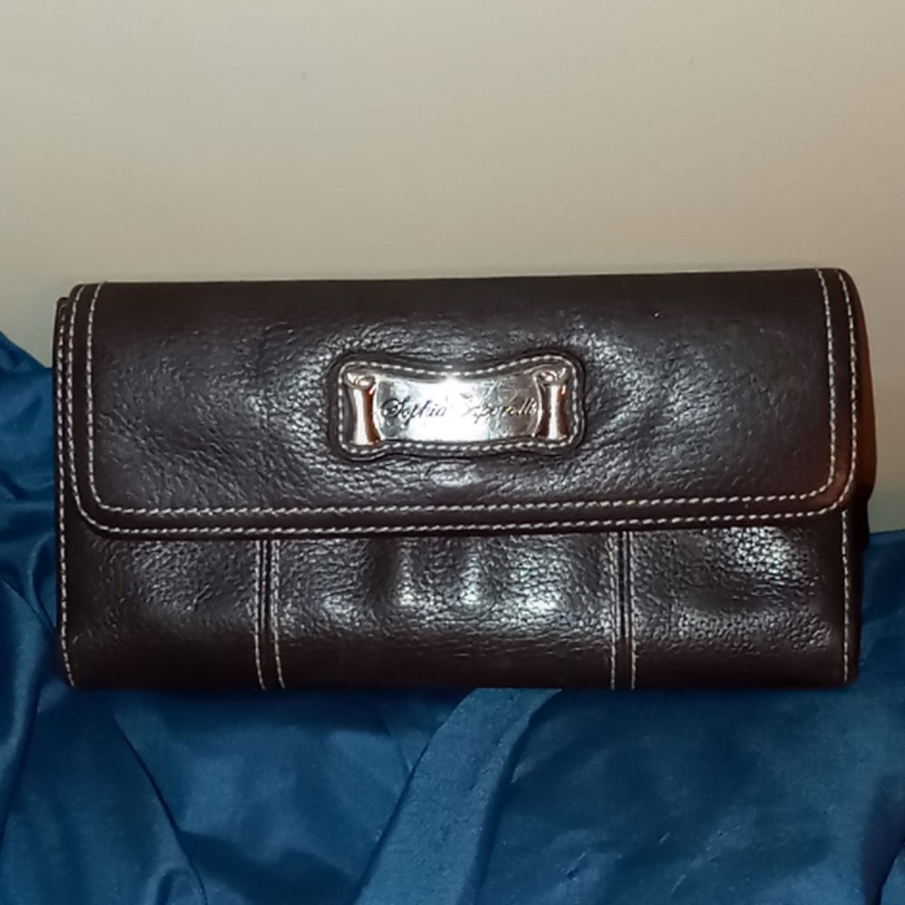 Wallet - Picture 2 of 3